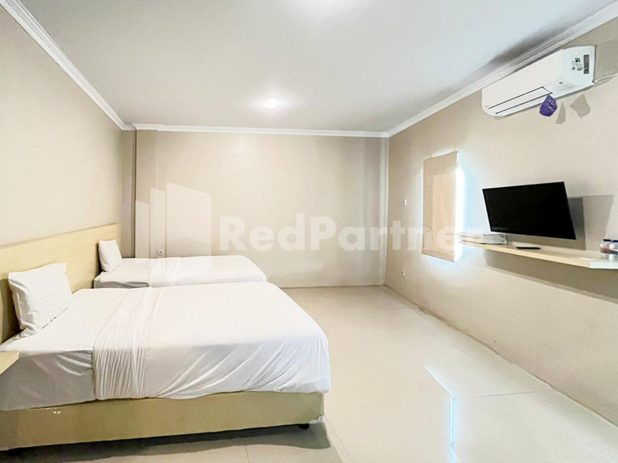 Andono Near Yia Mitra Reddoorz 3* Temon