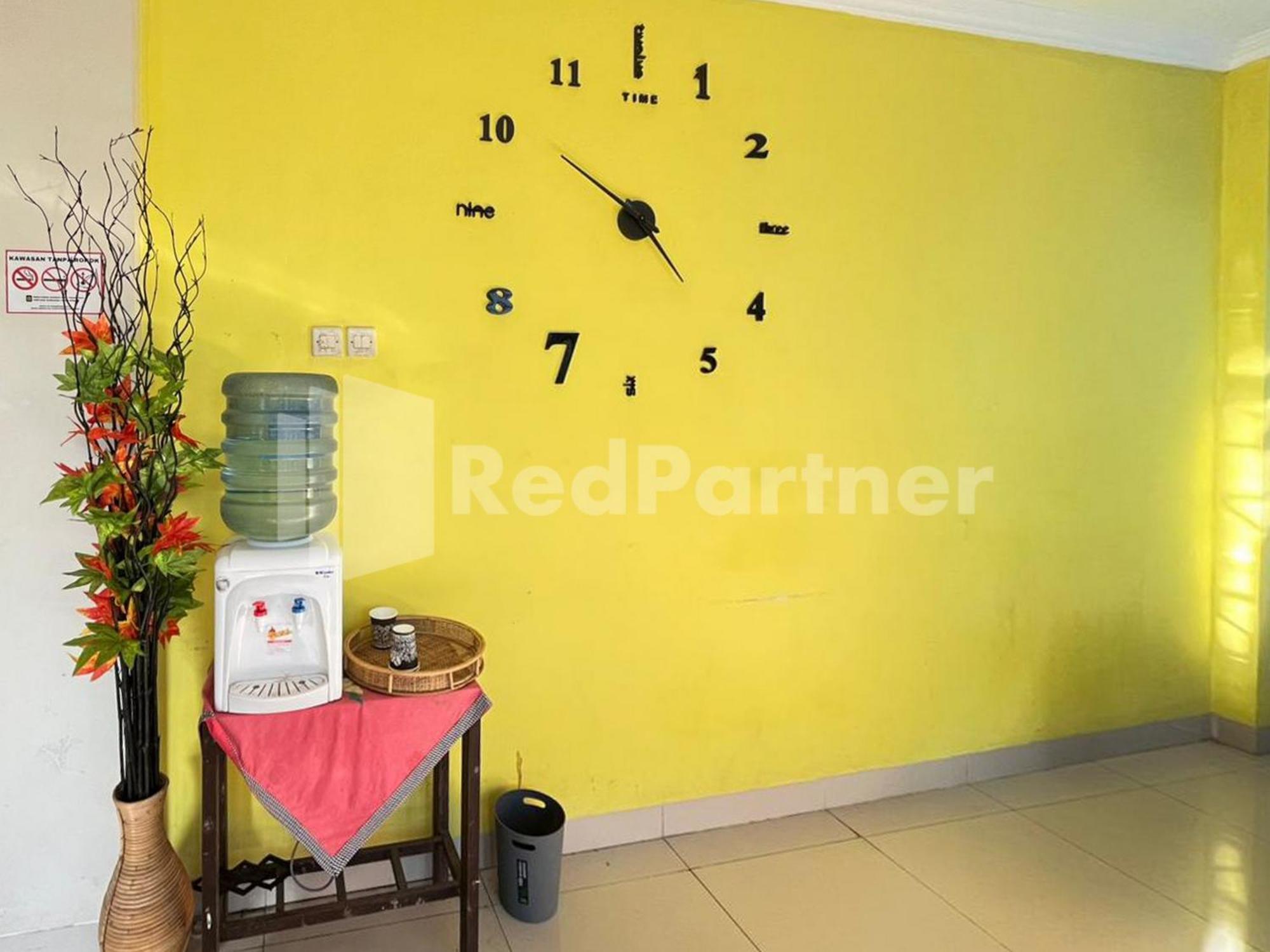 Andono Near Yia Mitra Reddoorz 3* Temon
